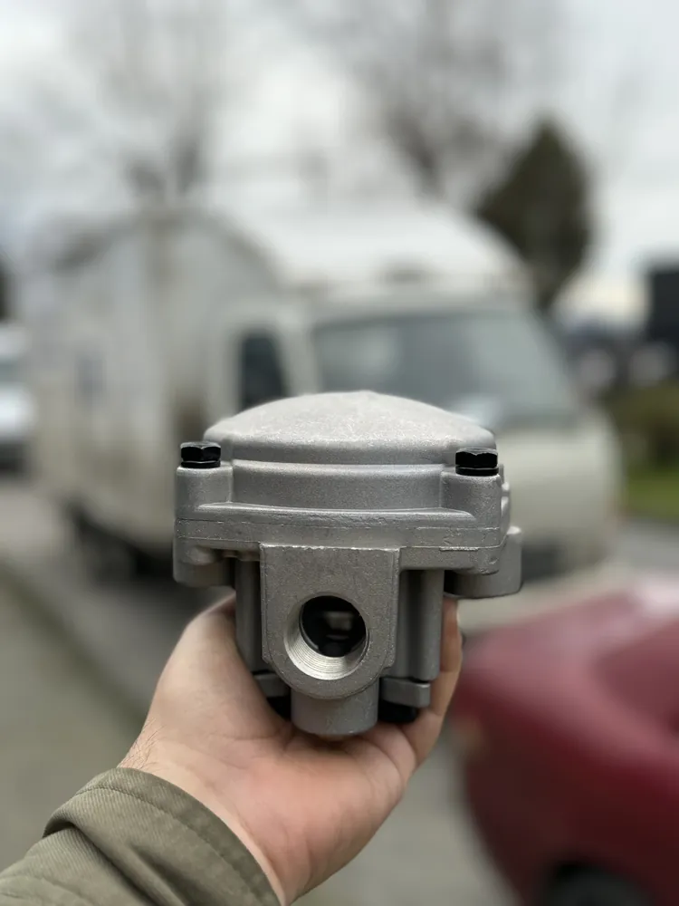 V&aacute;lvula moduladora de freno